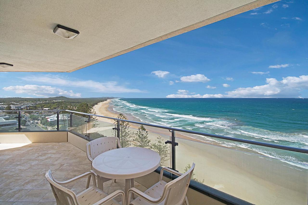 Clubb Coolum Beach Resort Sunshine Coast Esterno foto