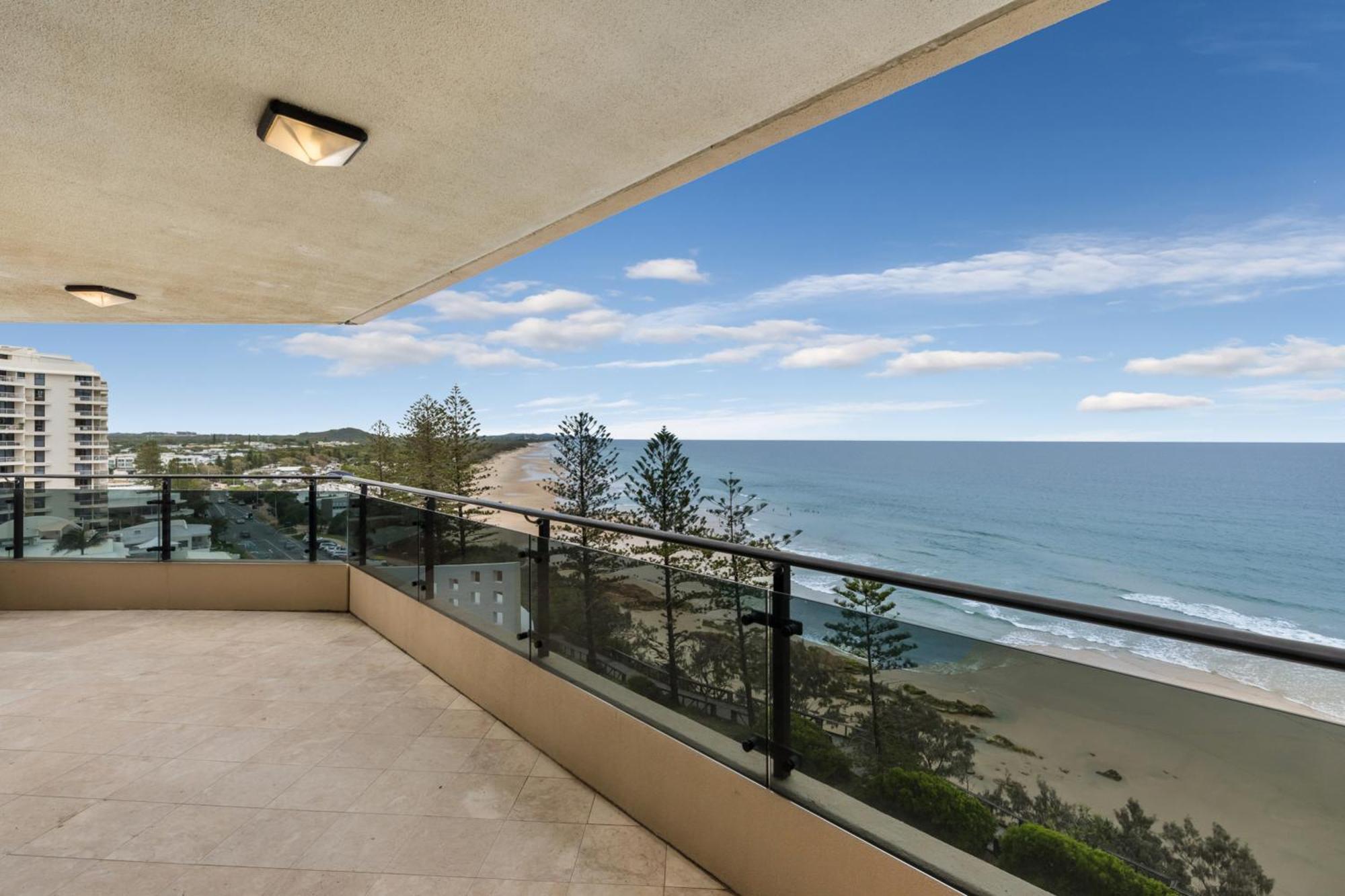 Clubb Coolum Beach Resort Sunshine Coast Esterno foto