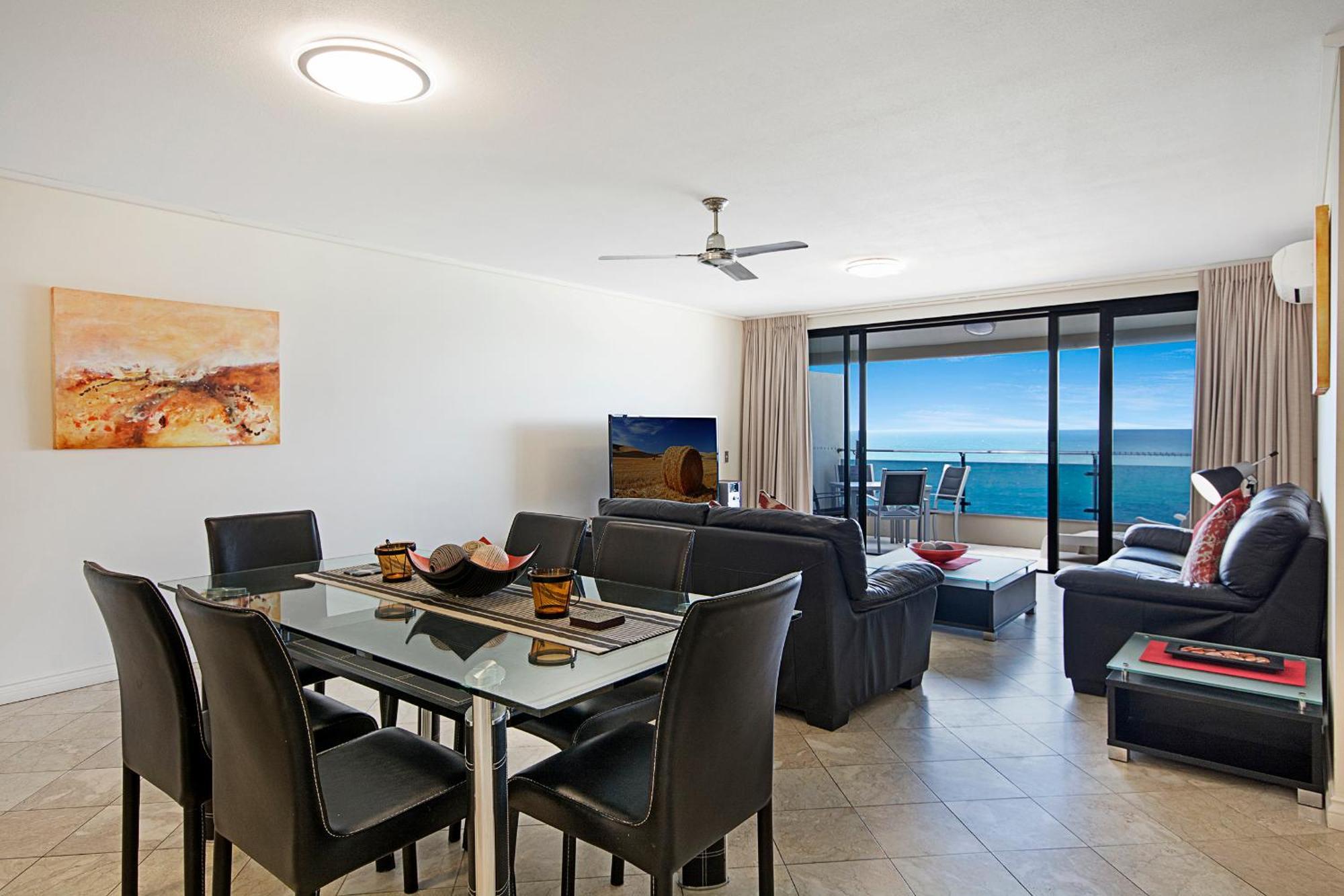 Clubb Coolum Beach Resort Sunshine Coast Esterno foto