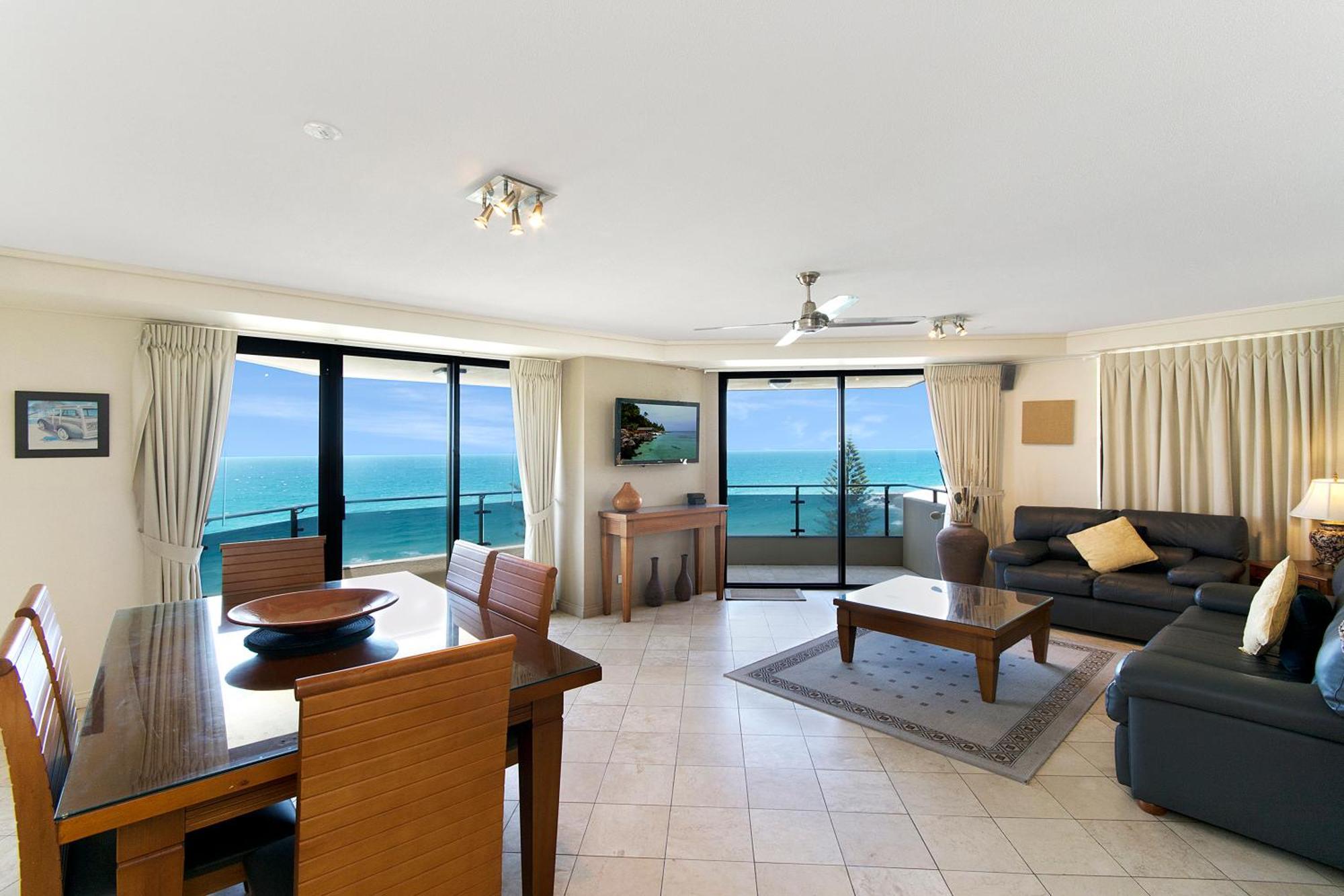 Clubb Coolum Beach Resort Sunshine Coast Esterno foto