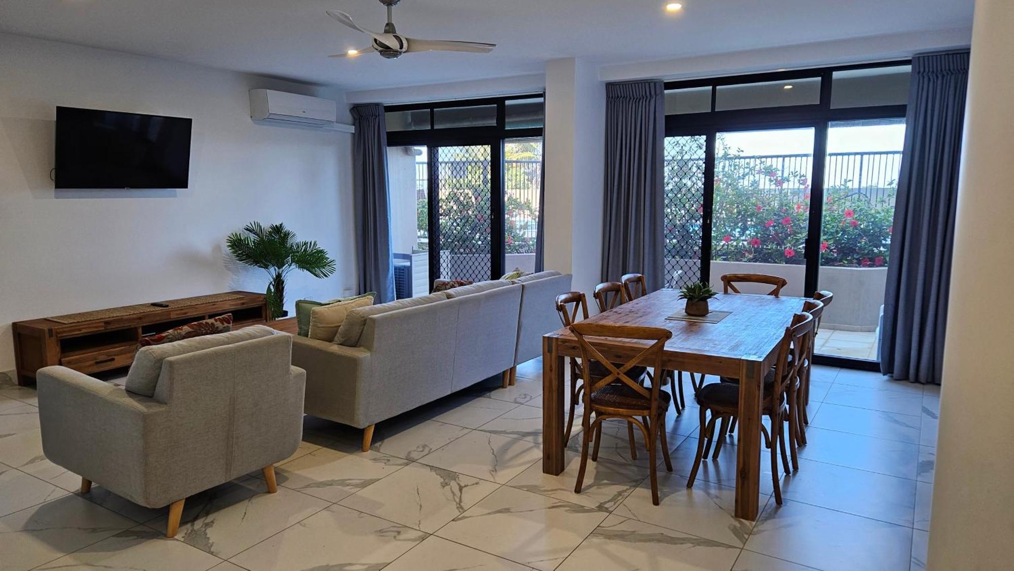 Clubb Coolum Beach Resort Sunshine Coast Esterno foto