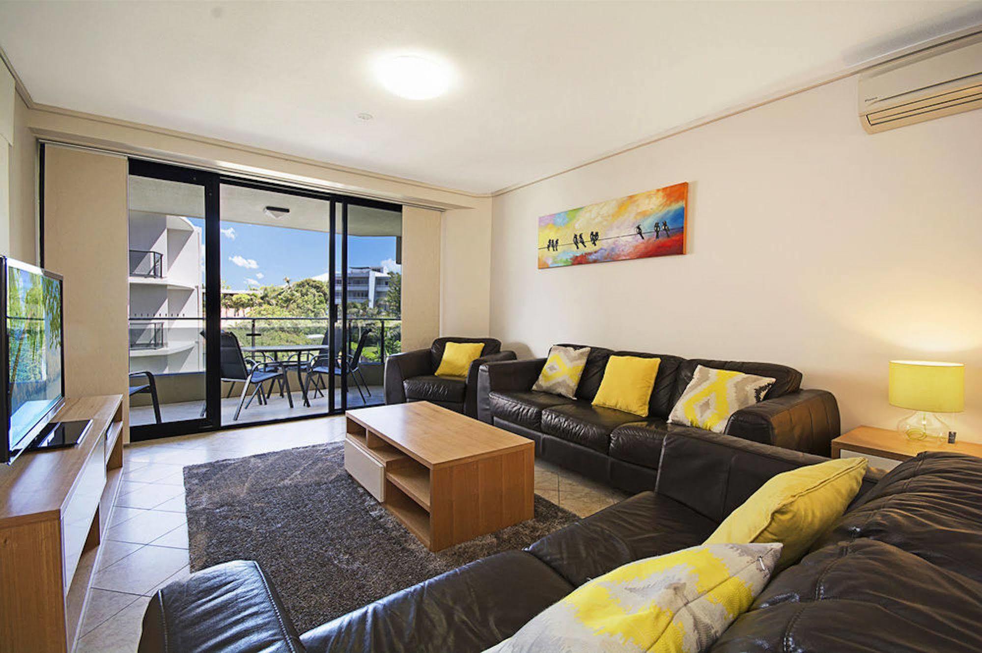 Clubb Coolum Beach Resort Sunshine Coast Esterno foto