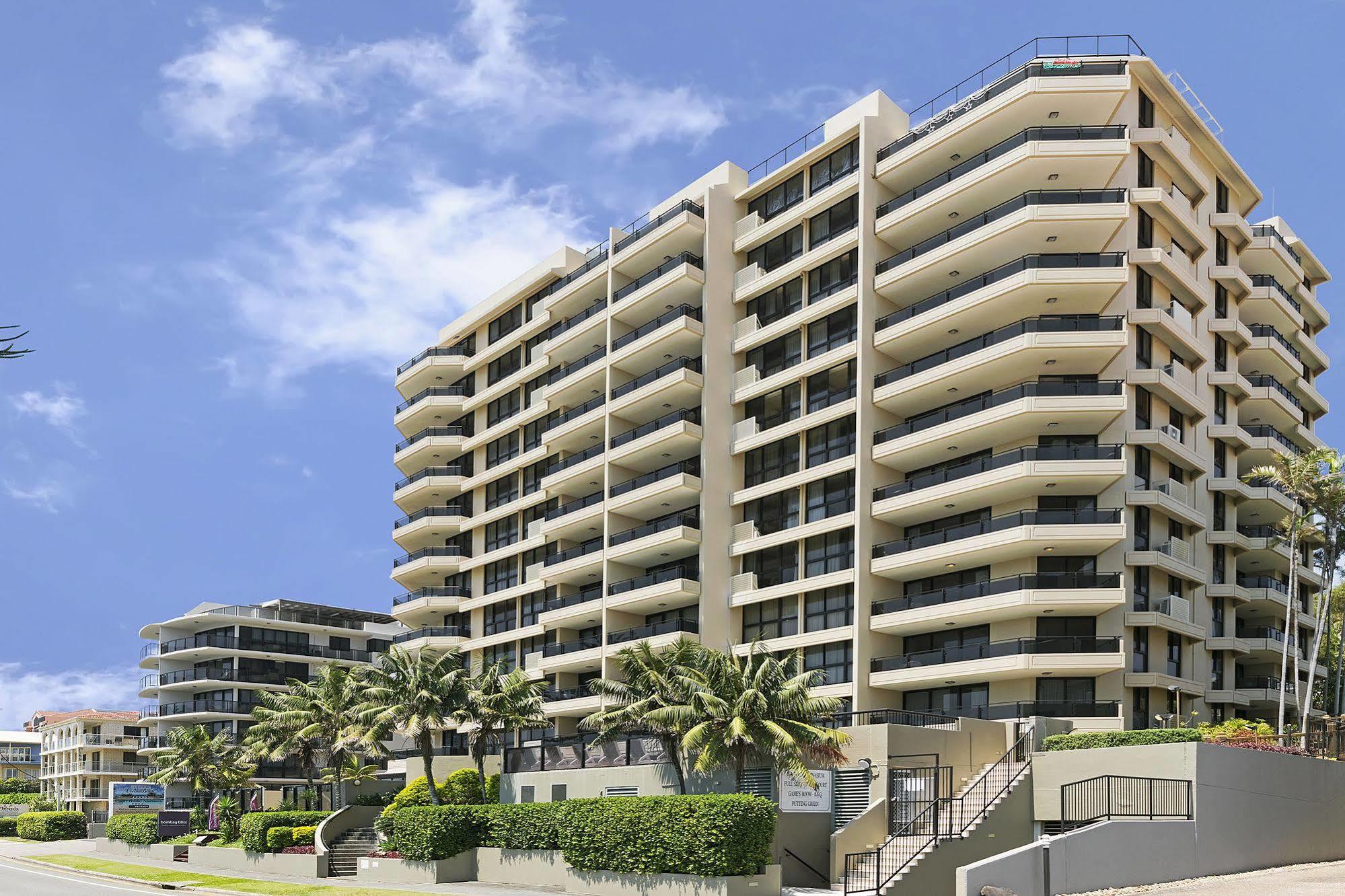 Clubb Coolum Beach Resort Sunshine Coast Esterno foto